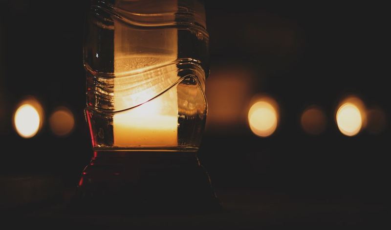 شمعة النقوش اليدوية